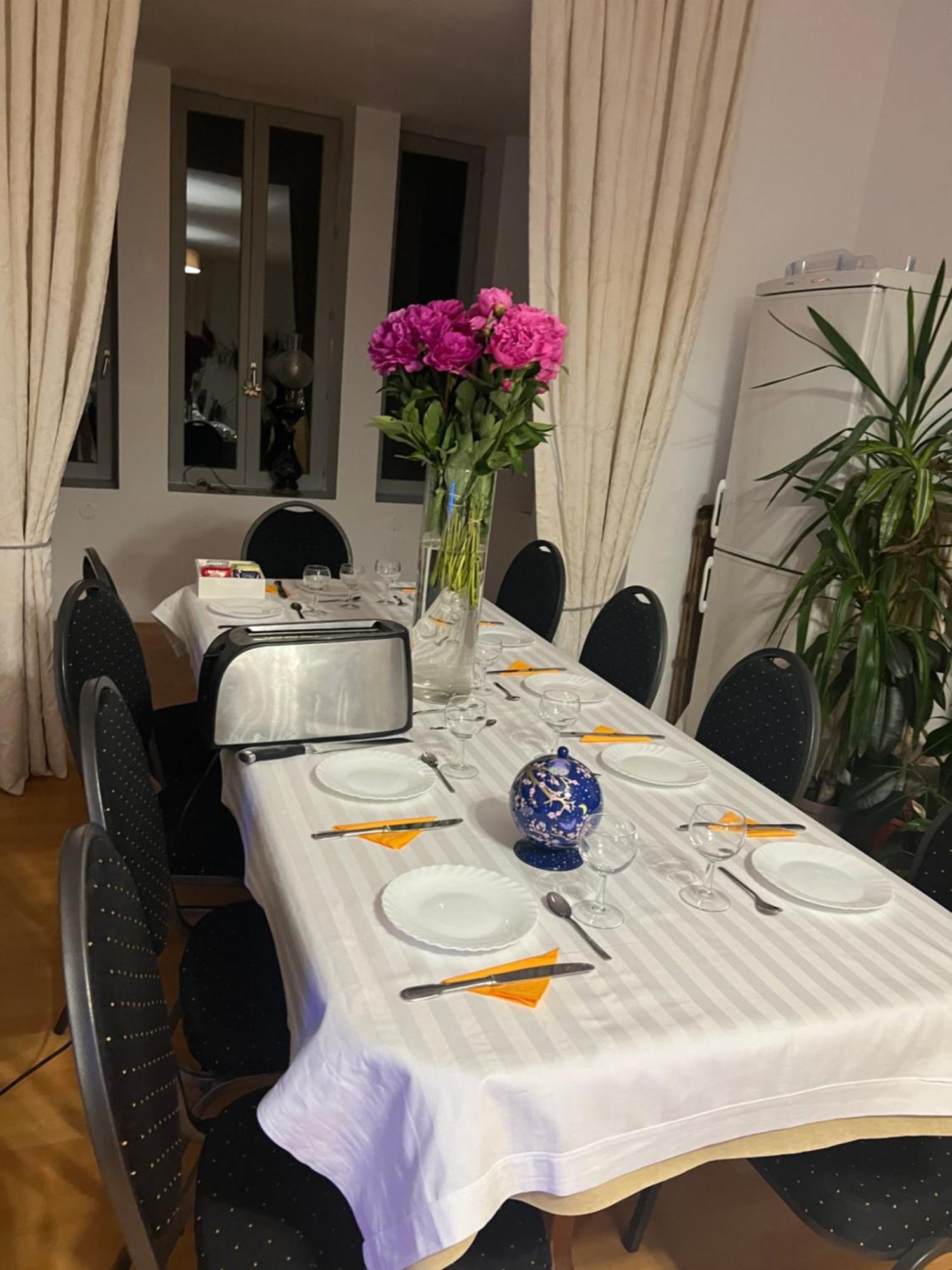 Chateau Camus Bed & Breakfast Montmarault Luaran gambar